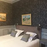Gounod Hotel 3*