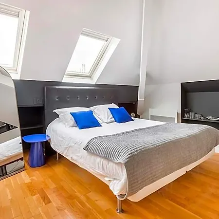 Gounod Hotel 3*